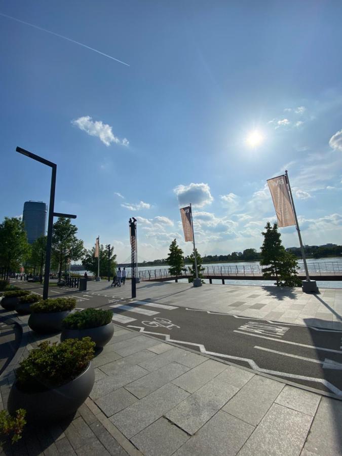 Symphony707 - Belgrade Waterfront Appartement Buitenkant foto